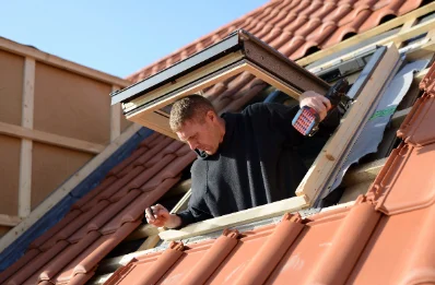 Pose de fenêtres de toit Velux à Gazaupouy